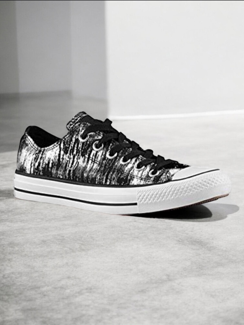 Converse Chuck Taylor Low Top Black Silver Canvas Sneakers SZ 7